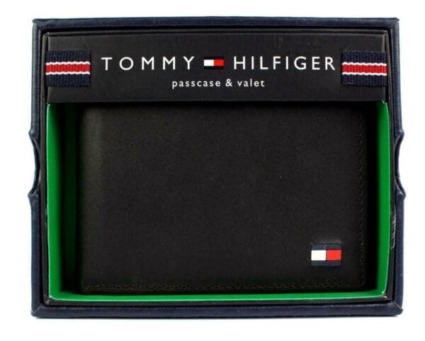 Tommy Hilfiger Men's Premium Leather Credit Card ID Wallet Passcase 31TL22X046 16