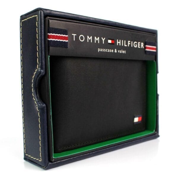 Tommy Hilfiger Men's Premium Leather Credit Card ID Wallet Passcase 31TL22X046 17