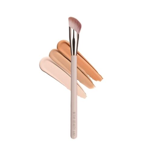 BETHY BEAUTY Angled Under Eye Concealer Brush - Finger Shape Nose Contour Makeup Brush for Liquid and Cream Blending and Diffusing - Small Foundation Brush Cosmetic Tool for Smooth Canvas