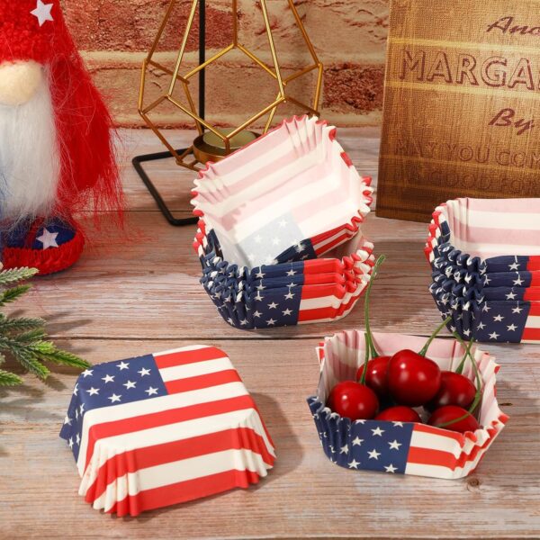 600 Pieces of USA Flag Paper Disposable Muffin Brownie Cup Liners, Patriotic Square Cupcake Liners, July 4th Stars Stripes Red White Blue Cupcake Wrappers, Perfect for Baking Independence Day Party Supplies 4