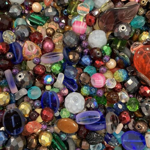 1 Assorted Glass and Beads for Jewelry Making Beautiful Arts