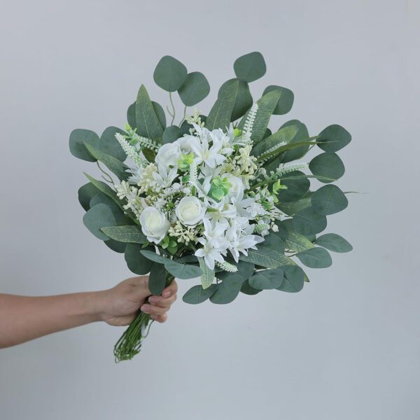 Beautiful Faux Flowers for Stunning Wedding Bouquets 3