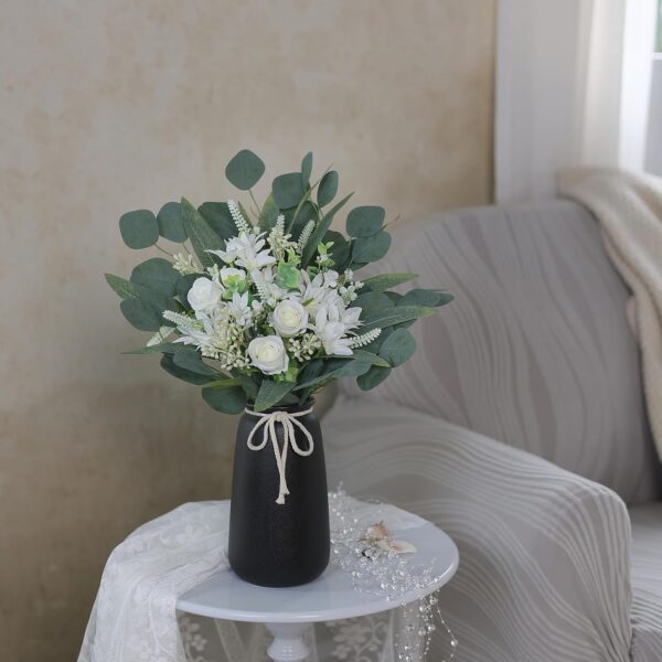 Beautiful Faux Flowers for Stunning Wedding Bouquets 2