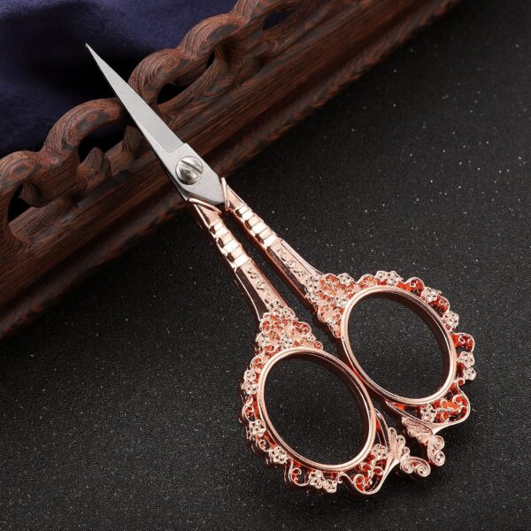Quality Sewing Scissors Embroidery Scissors 2