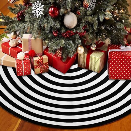 81MmhNRaB2L._AC_SL1500_ Black and White Christmas Tree Skirt
