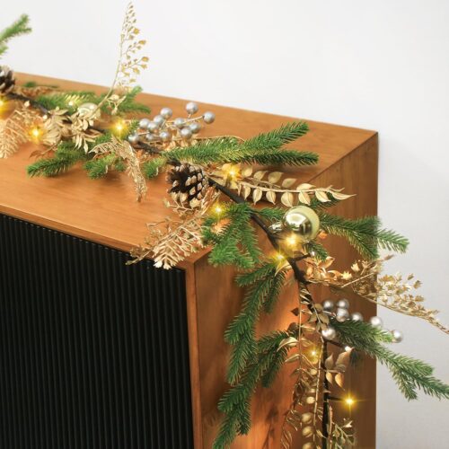 Christmas Garland with Lights, 5.2ft 40 LEDs Pine Needles Pinecones Christmas Decor String Lights Battery Operated