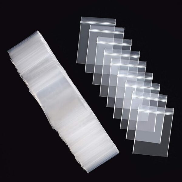 Self Sealing Zipper Clear Plastic Bags 1