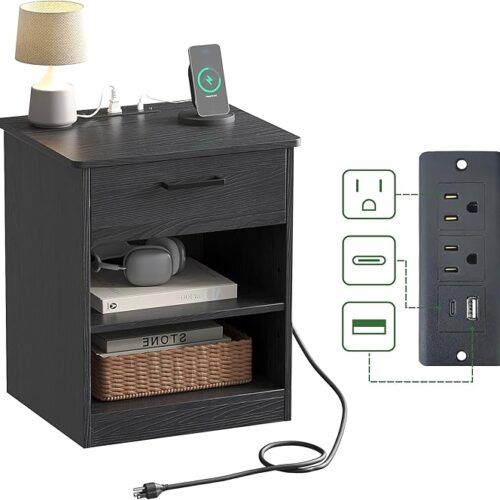 1 Everyday Side Table with Fast Charging Station