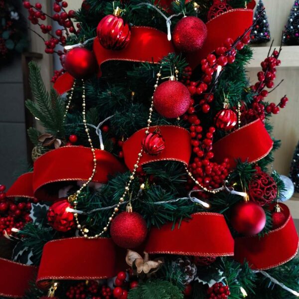 50 Yards Christmas Red Velvet Gold Edge Wired Ribbon 2-1/2" Wide 4