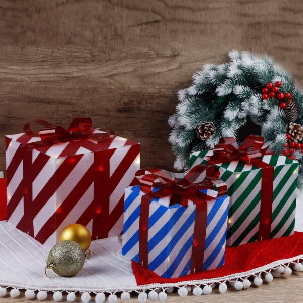 Set of 3 Lighted Gift Boxes Christmas Decorations 2