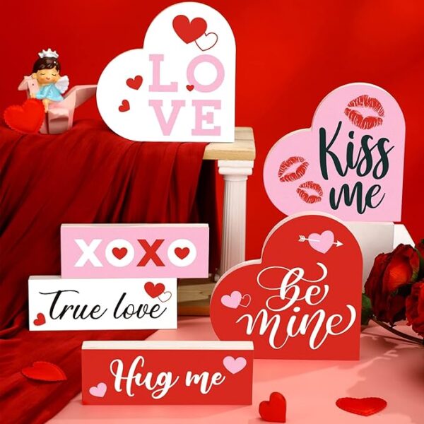 6 Pieces Valentine's Day Wood Table Sign 1