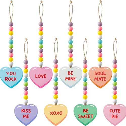 1 8pcs Valentine's Day Wooden Bead Conversation Heart Garland