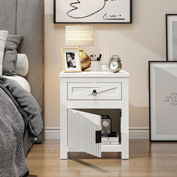 Nightstands Set of 2, White Fluted Nightstand with Charging Station, a Drawer, Bed Side Table End Table with Storage, Small Modern Wood Bedside Night Stand for Bedroom Living Room Sofa Couch 3 Charging