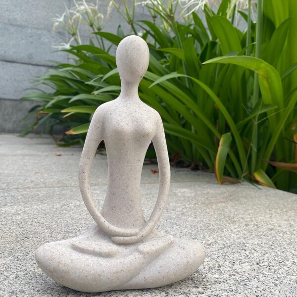 Figurine