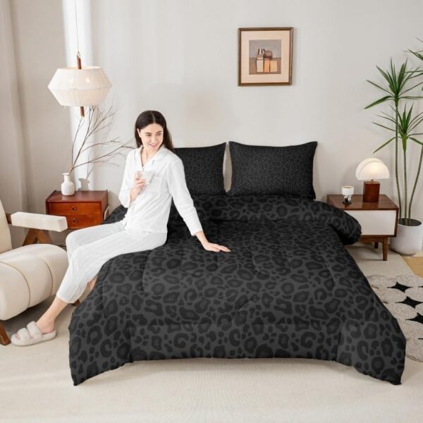 Leopard Print Comforter Set Queen Size Cheetah Print Super Soft Bedding Set for Women Bedroom Decor,African Wildlife Animal Skin Comforter-3 Pieces,Retro Noble Duvet Insert,Black Grey 3